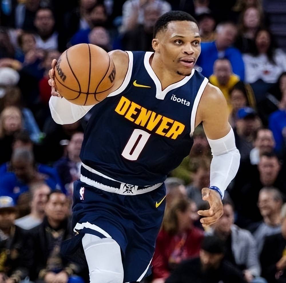 赛场上与其 赛场上与其