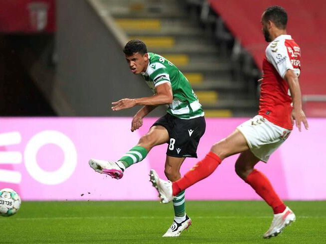 示出令人耳 示出令人耳